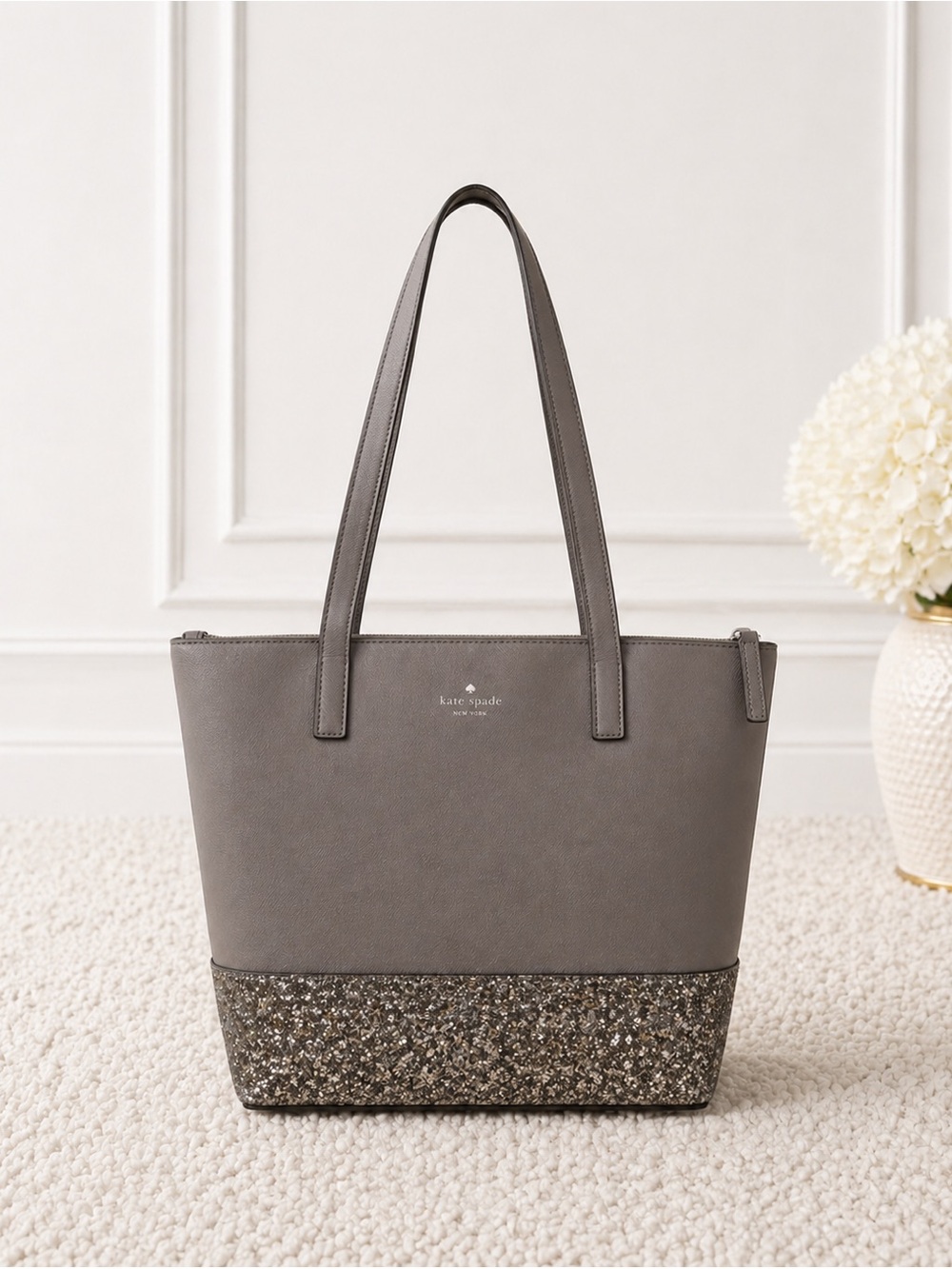 EUC Kate Spade New York Greta Court Glitter Penny Tote